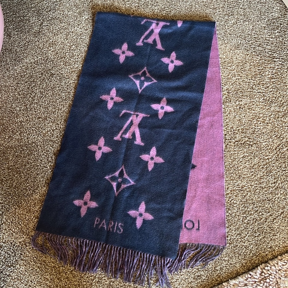 Louis Vuitton purple blue cashmere scarf